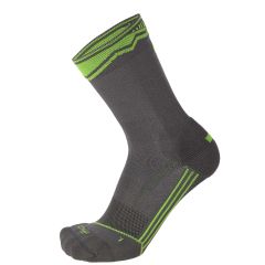 Medium weight EXTRA DRY trek crew socks